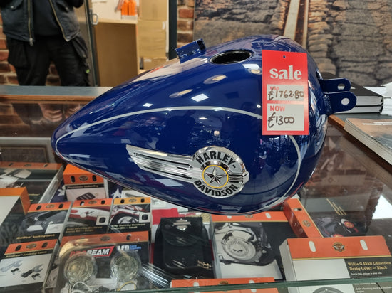 FAT BOY TANK BILLARDBLAU MIT CHROM-EMBLEMEN 61000674