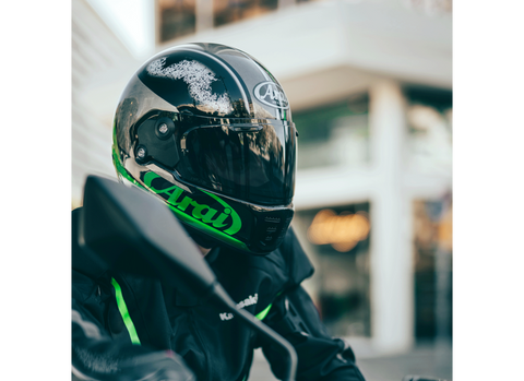 Kawasaki /Arai LE22 Concept X Helm 089PRA221