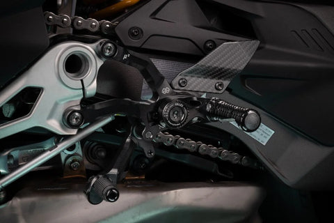 Gilles Tooling MUE2 Adjustable Rearset Black (MUE2-B001-B)