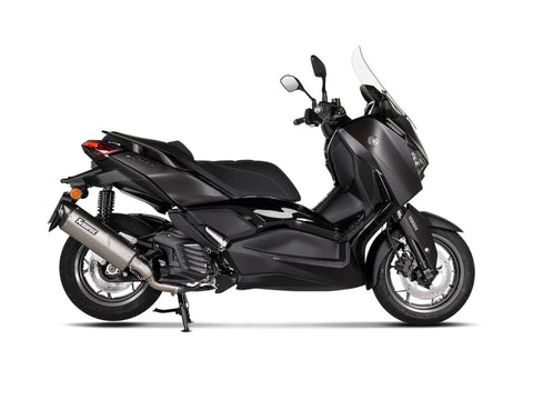 Akrapovic Slip-on Line Muffler Stainless Steel & Carbon End Cap Yamaha X-Max