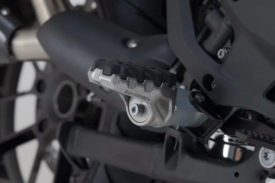 SW-Motech Footrest Kit EVO — Multi-Fit (FRS.07.112.10302)