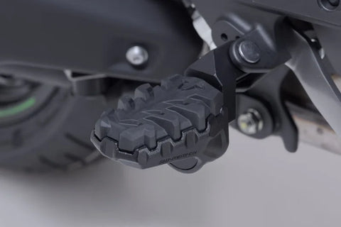 SW-Motech EVO Footrest Kit — Kawasaki Versys (FRS.08.112.10400/B)